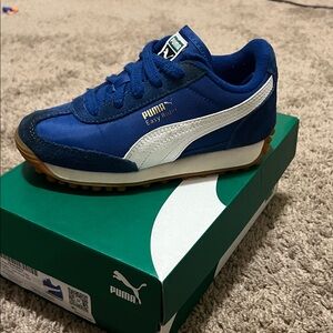 Puma Kids Easy Rider Blue White Sneakers